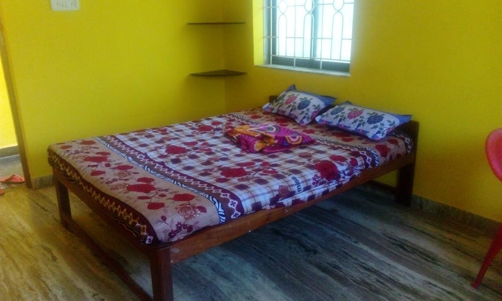 Radhabai Guest House Arambol Buitenkant foto