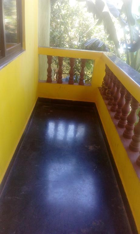Radhabai Guest House Arambol Buitenkant foto